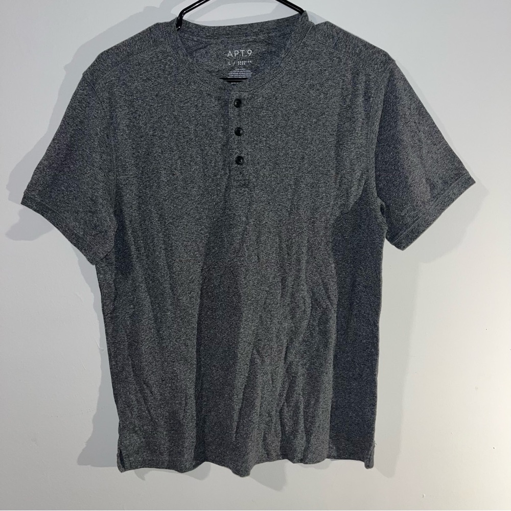 Apt. 9 Size LG Short Sleeve Henley Tee